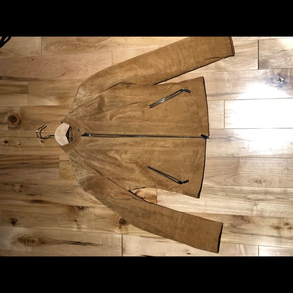 Gorgeous leather coat - Picture 3 of 5